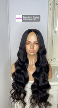 Load image into Gallery viewer, 26 Inches Lace Closure Human Hair Wig
